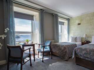 Отель Eccles Hotel and Spa Гленгаррифф Двухместный номер с 2 отдельными кроватями и видом на море-1